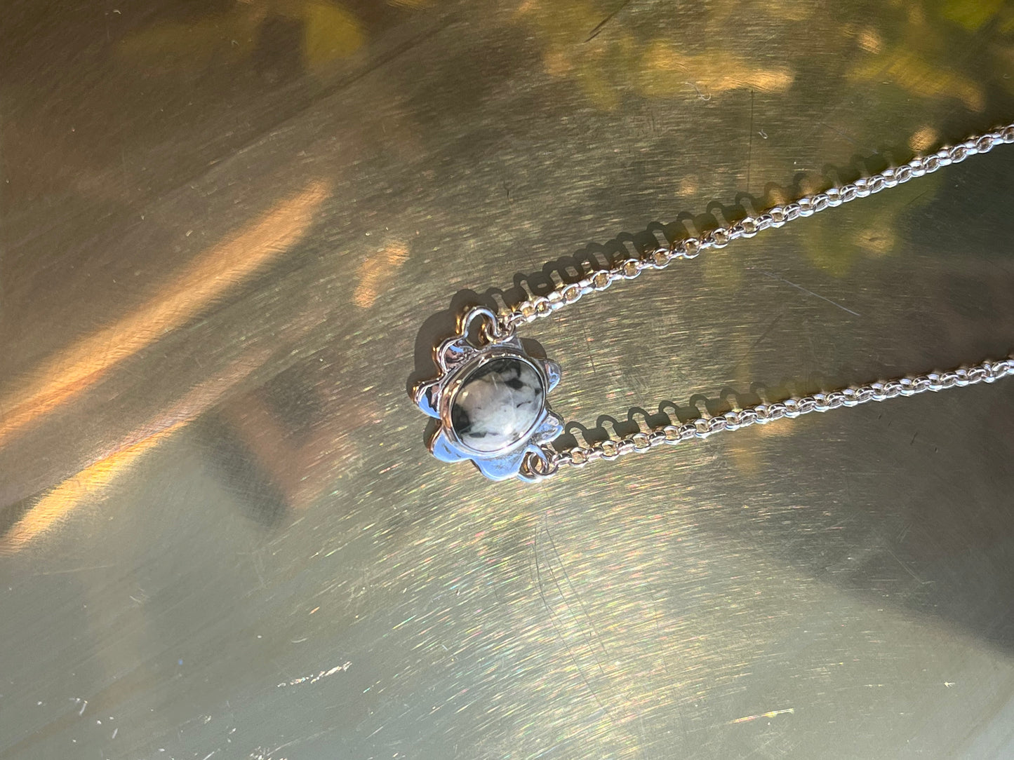 Marble pool necklace