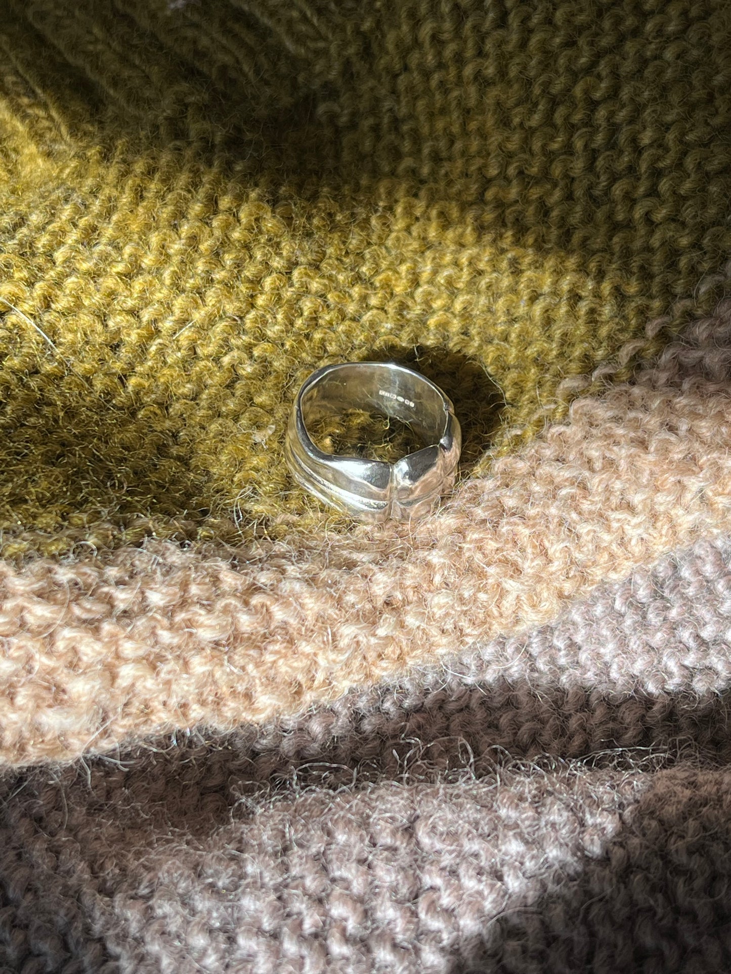 Chunky quilted ring