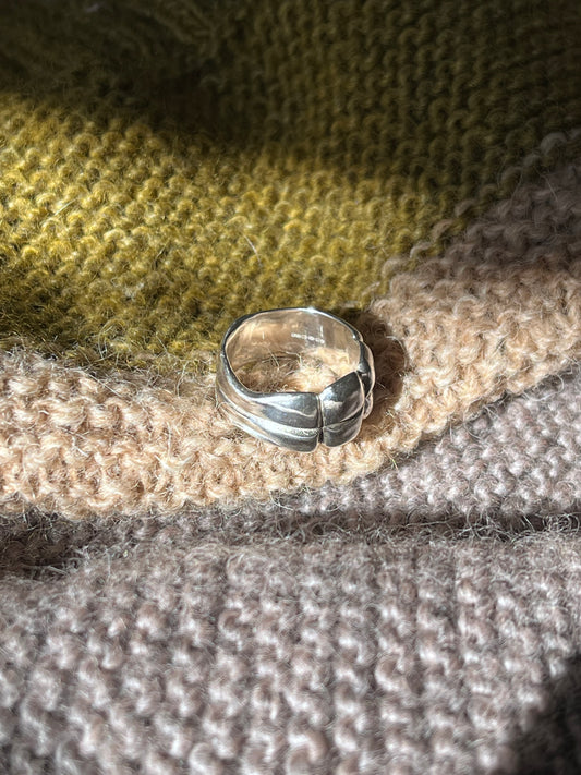 Chunky quilted ring