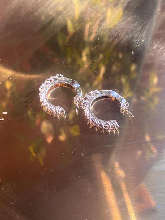 The many hooped hoop